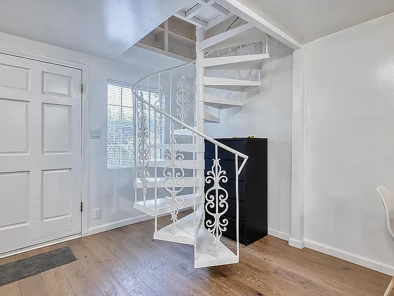1 bed, 650 sqft, $2,500 — Photo 3