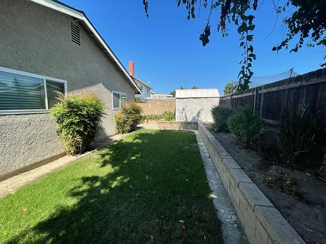 13471 Preciado Ave — Photo 29