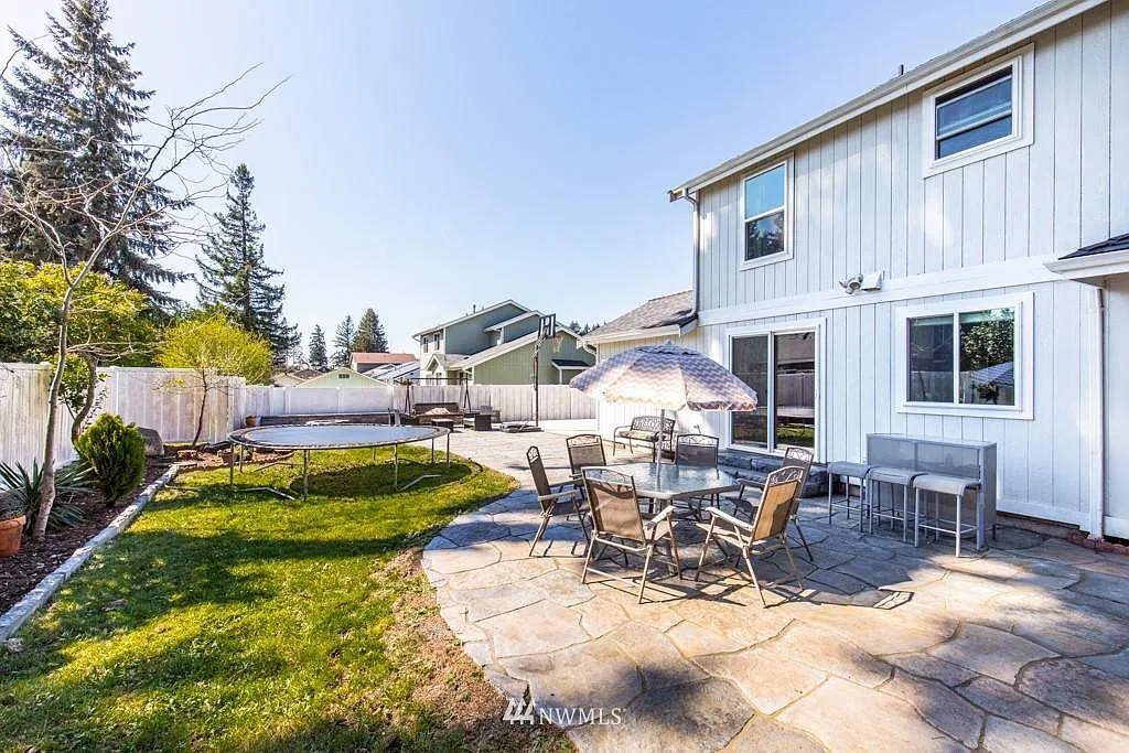 4 bed, 1840 sqft, $3,000 — Photo 4