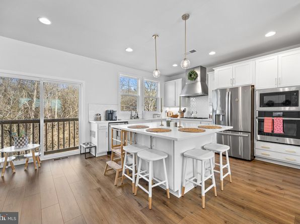 111 Wake Robin Ct, Front Royal, VA 22630