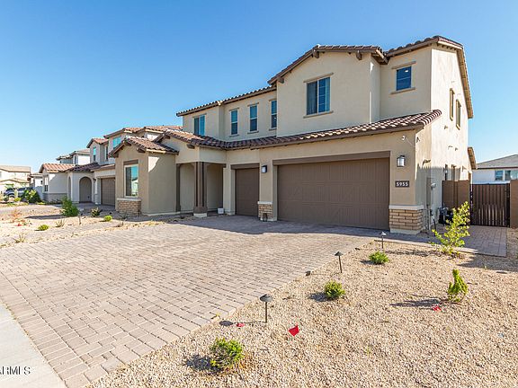 3rd image of 5955 E Louise Drive
