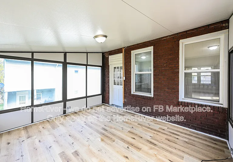 1170 Ridge Ave — Photo 8