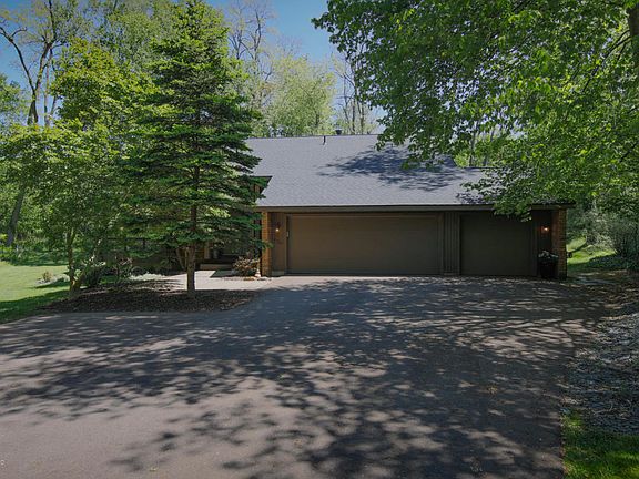 3rd image of 104 Rich Ln