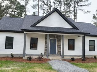 33 Clara Ct, Walterboro, SC 29488