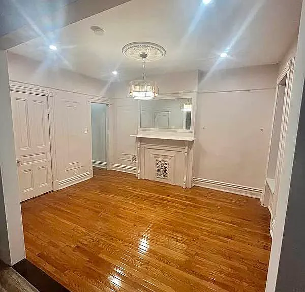 517 Bainbridge St #2 — Photo 10