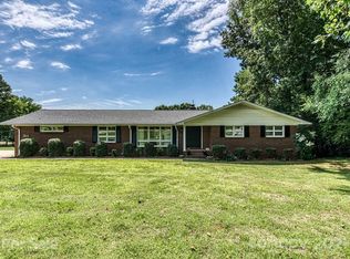 944 Armstrong Rd, Belmont, NC 28012