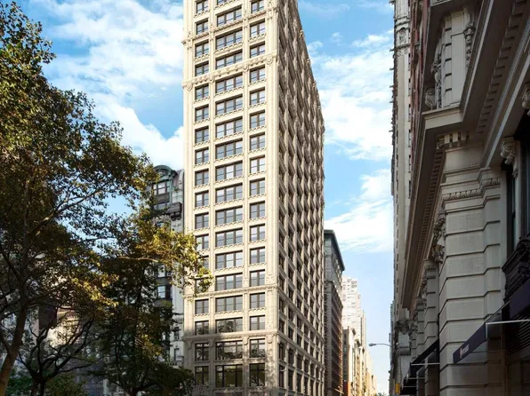 212 Fifth Avenue image 18 of 25