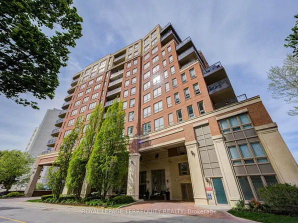 111 Forsythe St, Oakville, ON