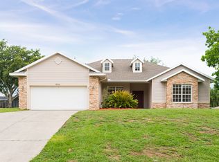 9351 Meadow Crest Ln, Clermont, FL 34711