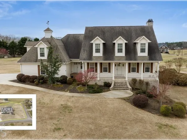 327 Brown Dr, Clermont, GA 30527