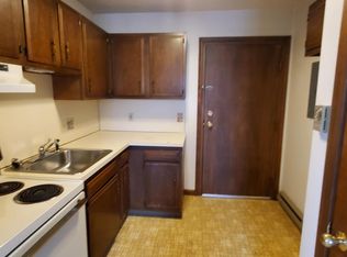 415 E 4th St #10, Boyertown, PA 19512