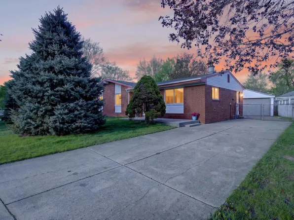 11137 Jackson St, Van Buren Township, MI 48111