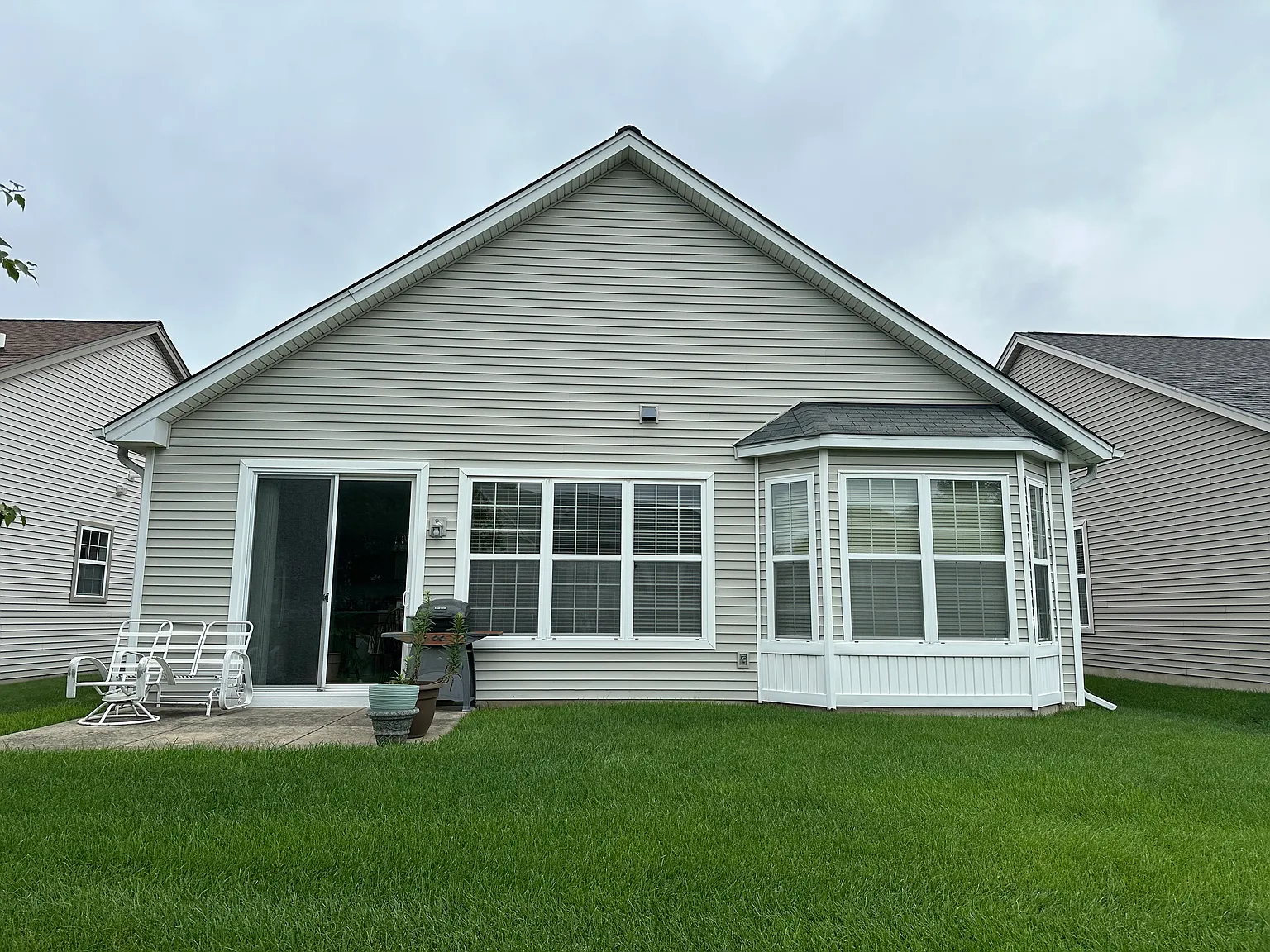 2 bed, 1560 sqft, $2,350 — Photo 4