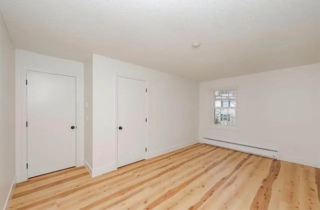 130 Endicott St N — Photo 17
