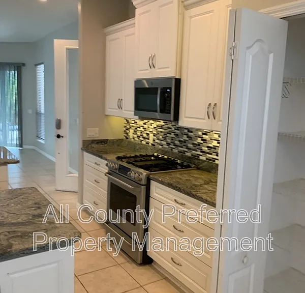 1901 Thesy Dr — Photo 14