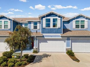 418 Finn Way, Dunedin, FL 34698