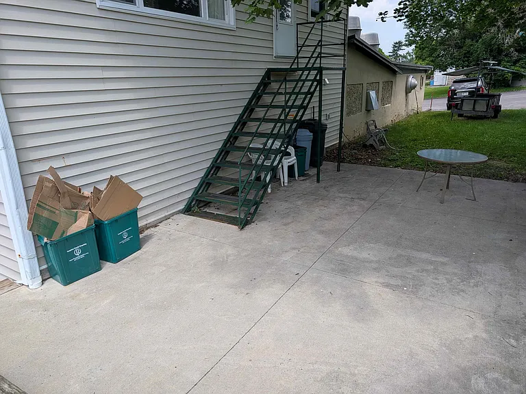 124 Coddington Rd — Photo 3