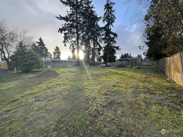 20015 S 13TH Avenue, SeaTac, WA 98198