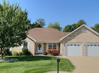 1837 Prescott Rdg, Saint Charles, MO 63303
