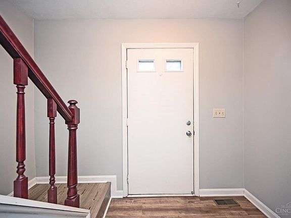 3rd image of 3467 Amberway Ct