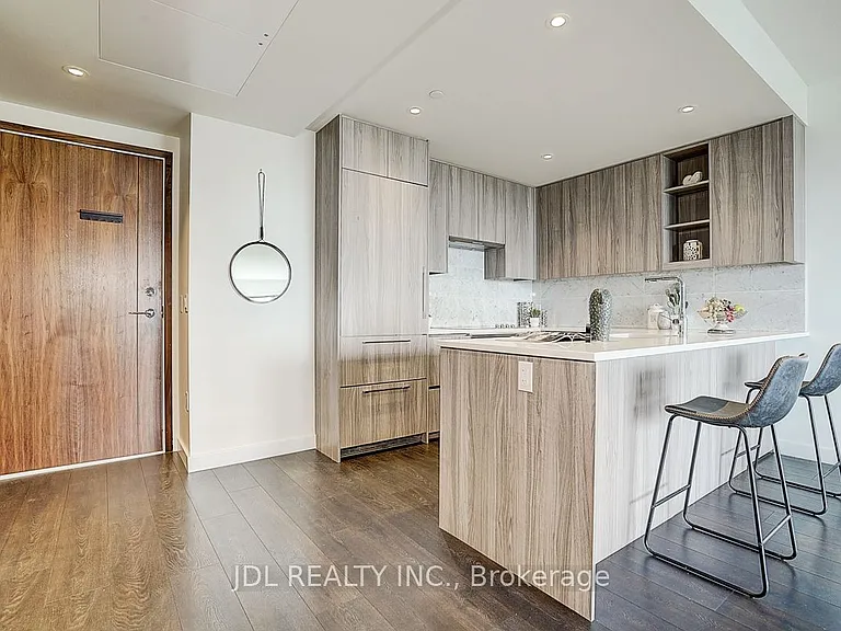 95 McMahon Dr #3102 — Photo 4