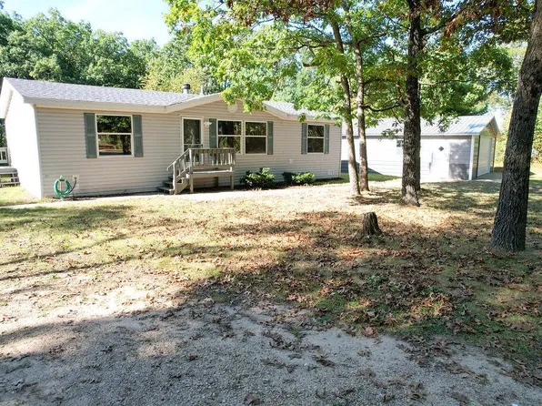 1379 Fern DRIVE, Wisconsin Dells, WI 53965