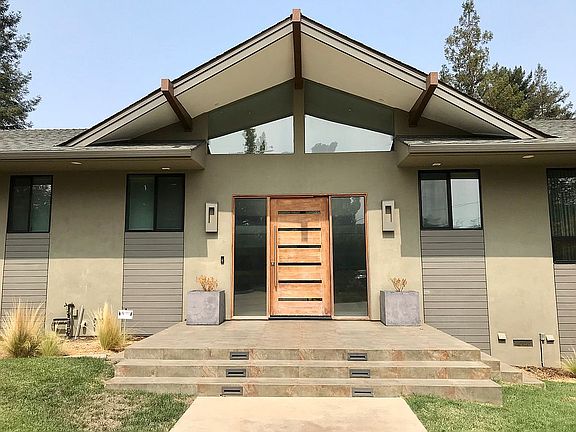 2nd image of 14660 Hancock Ct