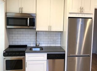 220 Waverly Pl, New York, NY 10014