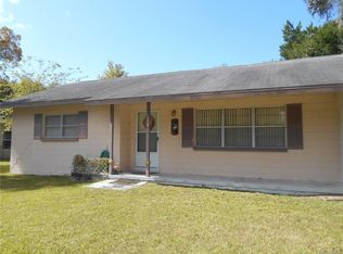 24 Magnolia Ave, Yankeetown, FL 34498
