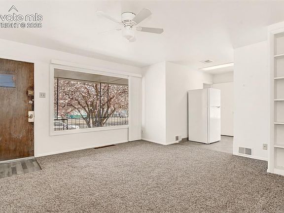 2nd image of 618 Prospect Lake Dr