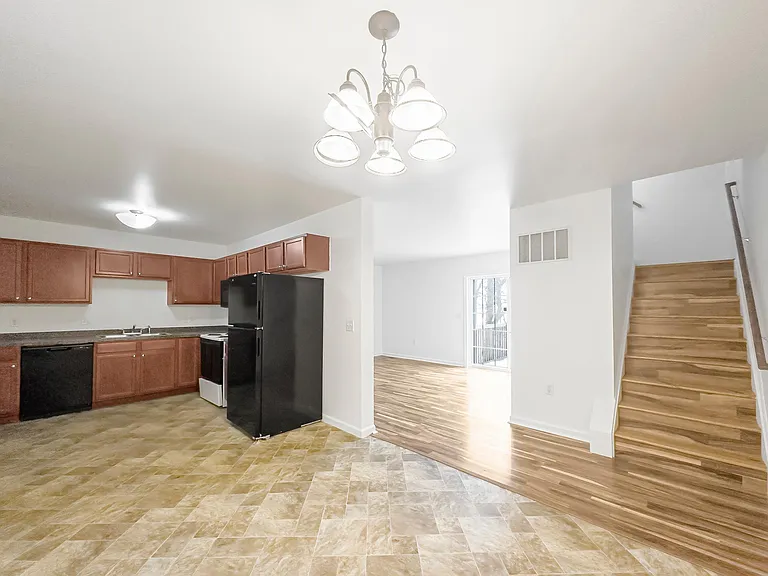 Red Cedar Lane — Photo 11