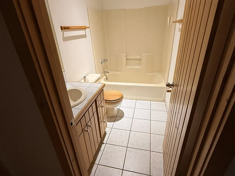 406 Oakland Dr — Photo 11