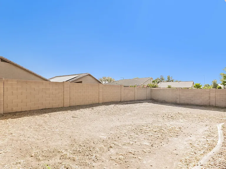 13324 W Maui Ln — Photo 16