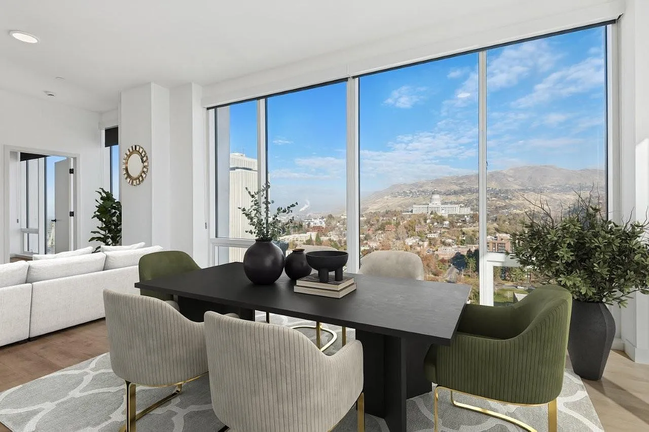 Seraph Luxury Downtown Apartments — Photo 4