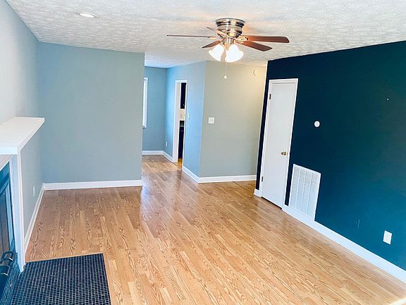 5th image of 6601 Graycroft Cir
