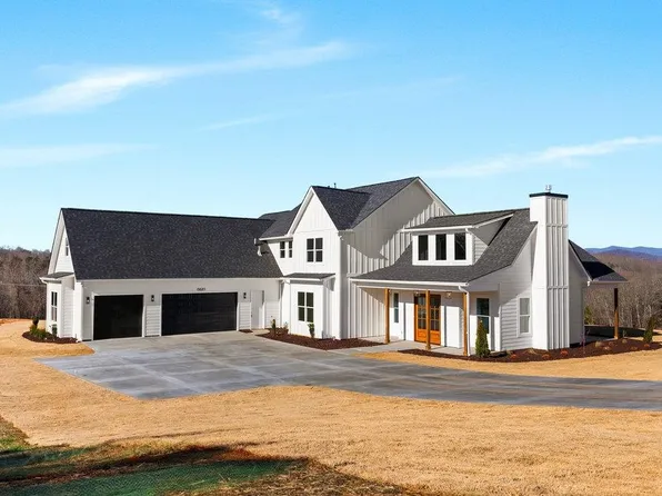 6820 Mountain View Rd, Taylors, SC 29687