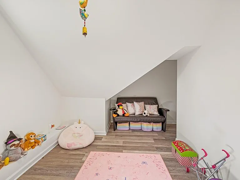 7210 Amberleigh Way — Photo 43