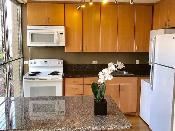 Granite countertops Island