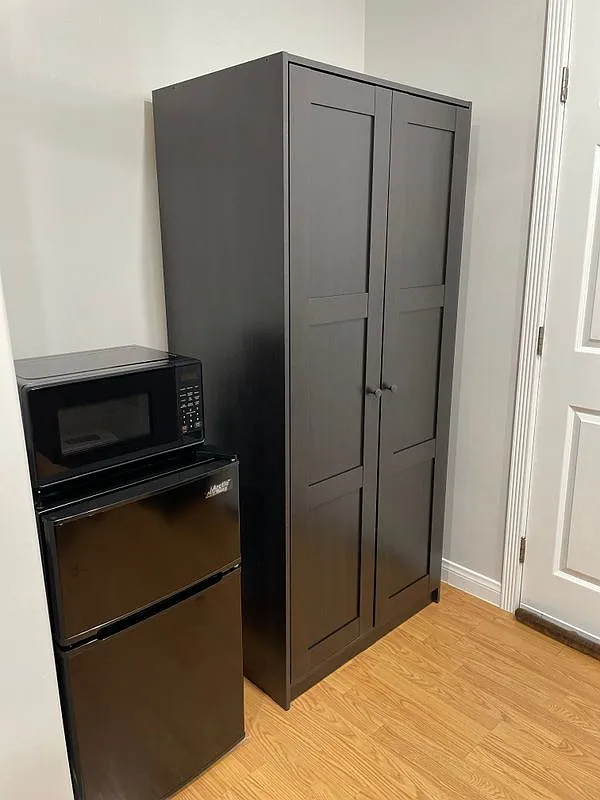 1 bed, 1.0 bath, 140 sqft, $1,175 — Photo 3