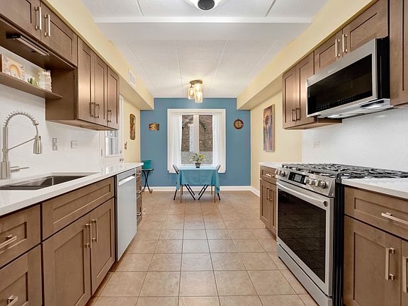 4th image of 11112 E Cove Cir Unit 2A