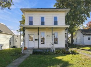 107 W Ellsworth St, Columbia City, IN 46725