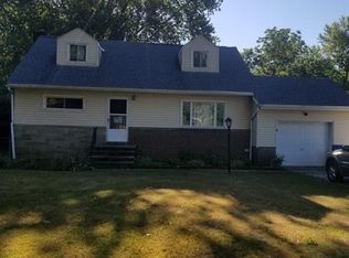 4717 Dover Center Rd, North Olmsted, OH 44070