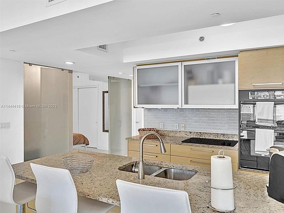 4th image of 1830 S Ocean Dr APT 1504