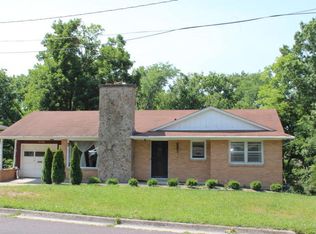 1122 W Stewart Rd, Columbia, MO 65203