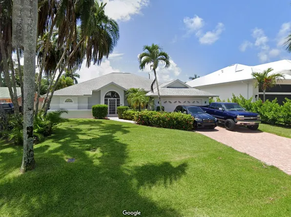 1166 Royal Palm Dr, Naples, FL 34103