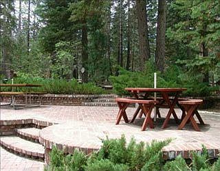 4th image of 1032 Sylvan Gln