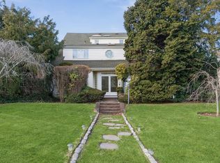 178 Wildacre Avenue, Lawrence, NY 11559