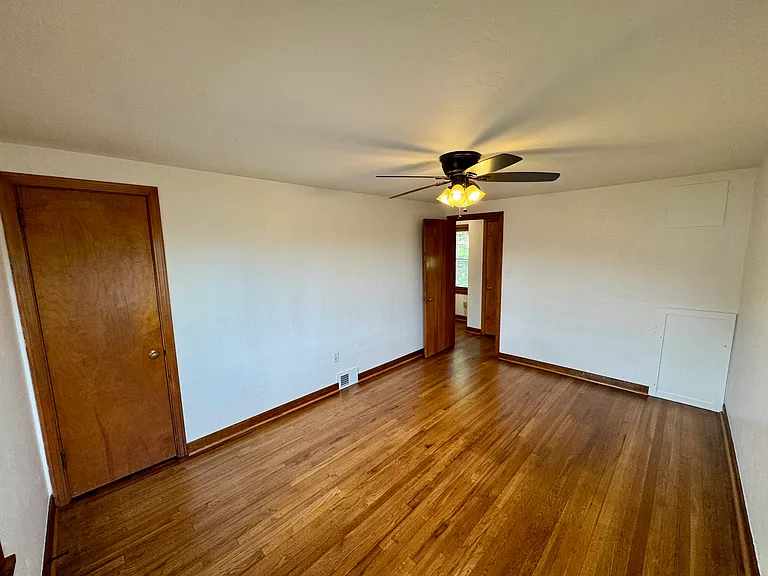 1643 Reamer St — Photo 14