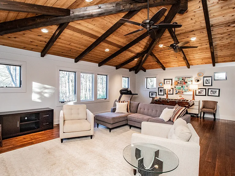 3911 Lakeside Dr — Photo 37