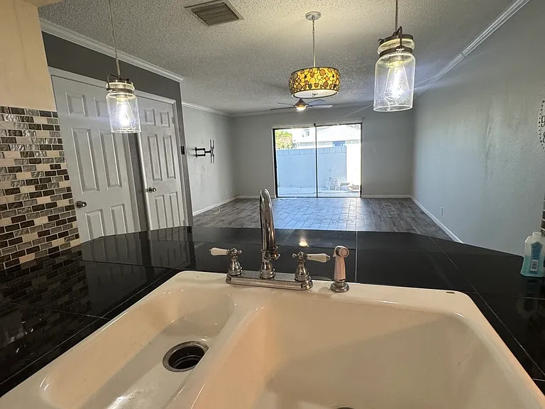 8800 Bardmoor Blvd #27 — Photo 4